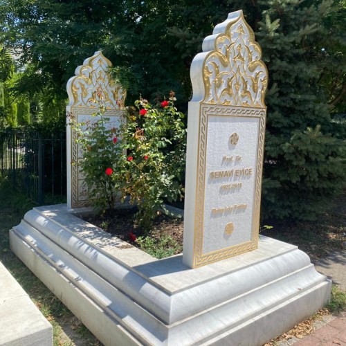 Fatih Camii Haziresi

FATİH/İSTANBUL